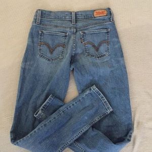 Levi’s skinny jeans size 25x32